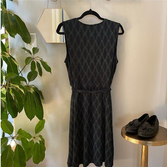 41 Hawthorn XL Wrap Dress | Navy Green Geometric Sleeveless Business Capsule EUC - Picture 6 of 8